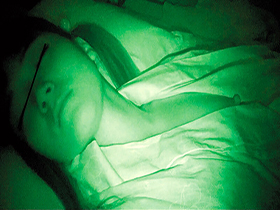 父親失格　愛娘夜這いわいせつ性交4時間　サンプル画像10